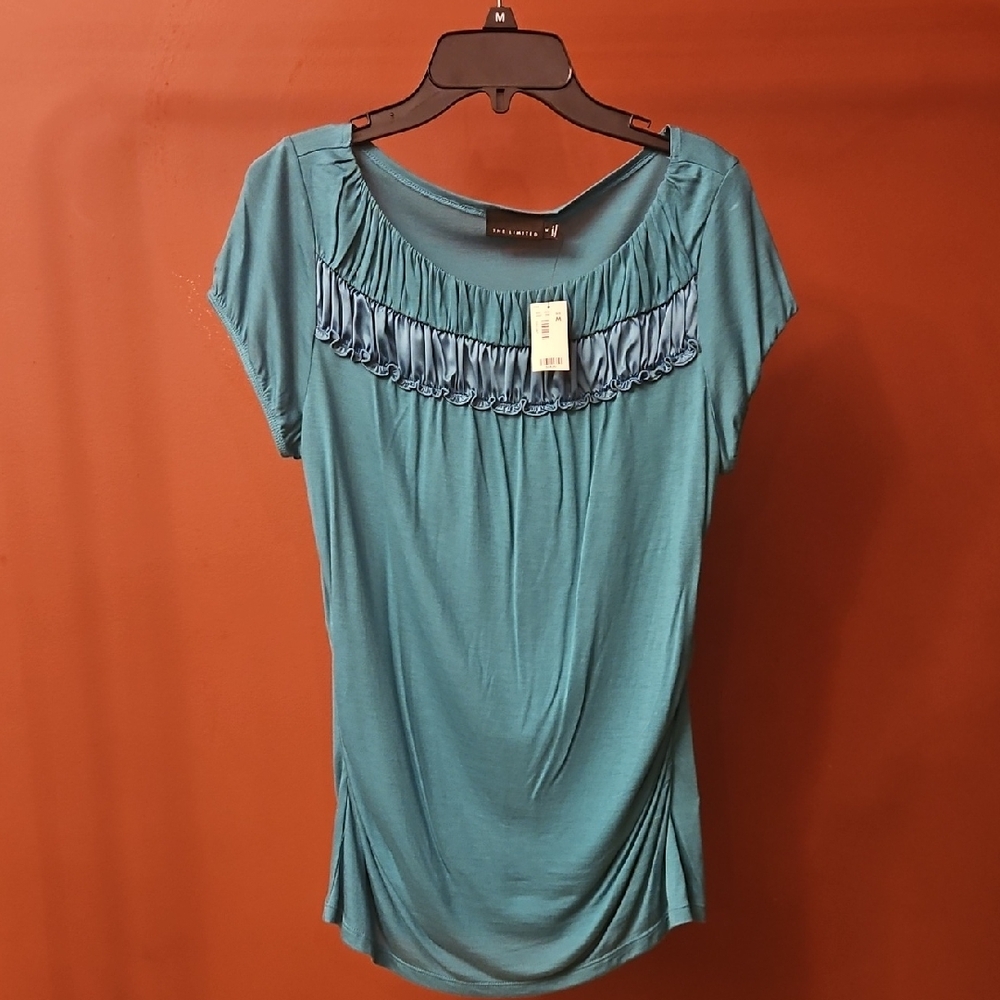 New York & Company Green Ruched Ruffled Blouse